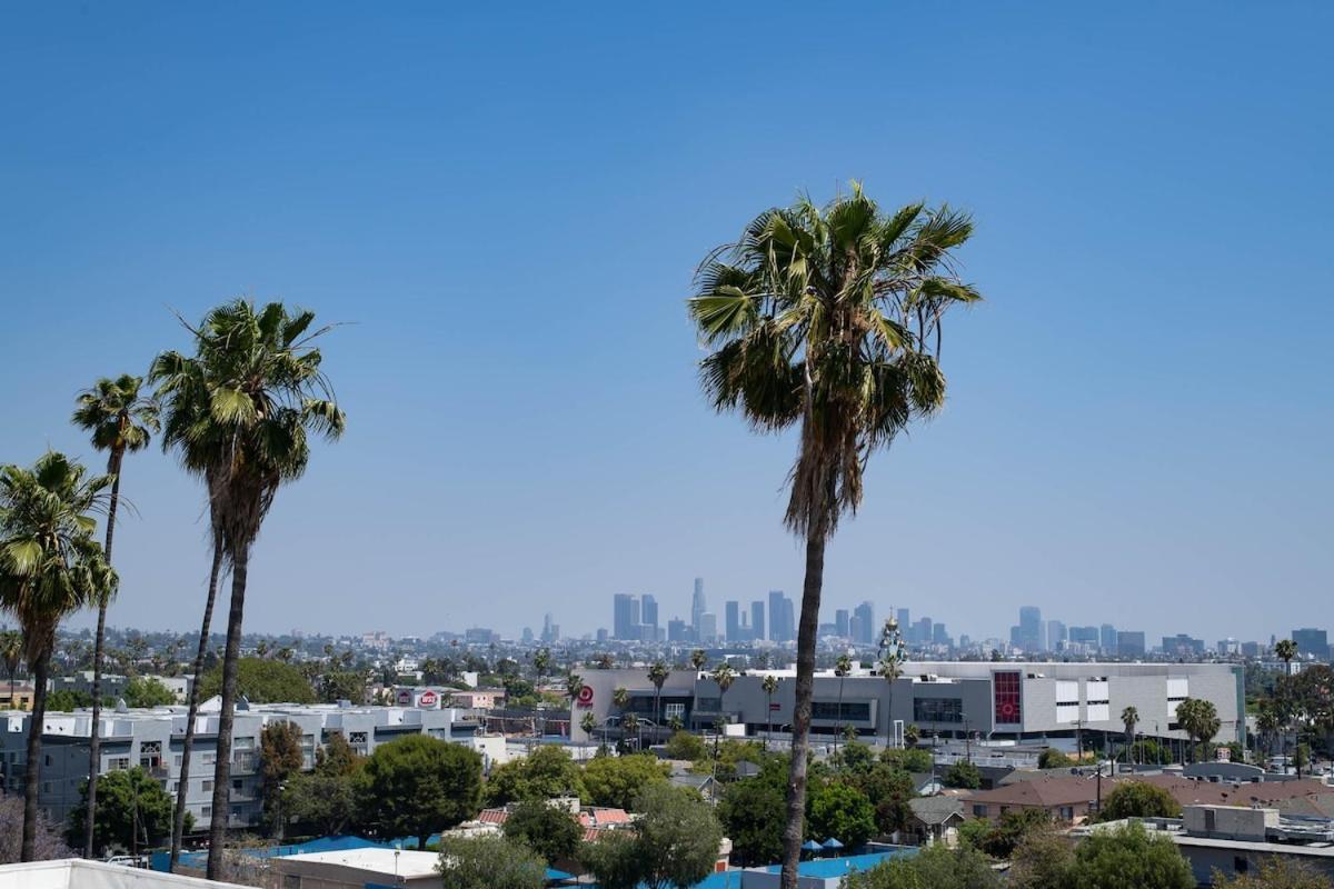 Cozy One Bedroom With Rooftop Pool And Hollywood Sign View Appartamento Los Angeles